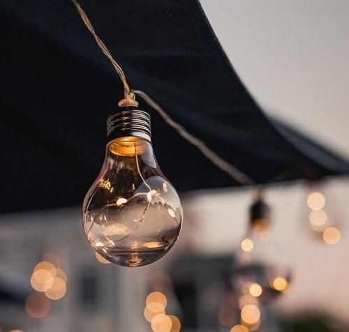 اهنگ من اگه شبم بری بهت نمیزنه صبح زنگ شاید بهم بگی خیلی بدو غدم