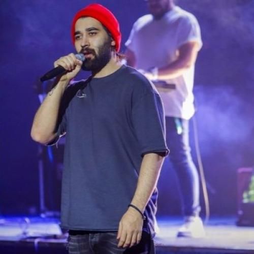 علی یاسینی ﻗﺴﻢ ﺑﻪ اﺷﮏ ﻗﺒﻞ ﭘﺮواز ﻛﻨﺎرﺗﻢ ﻛﻨﺎرﺗﻢ از راه دورم