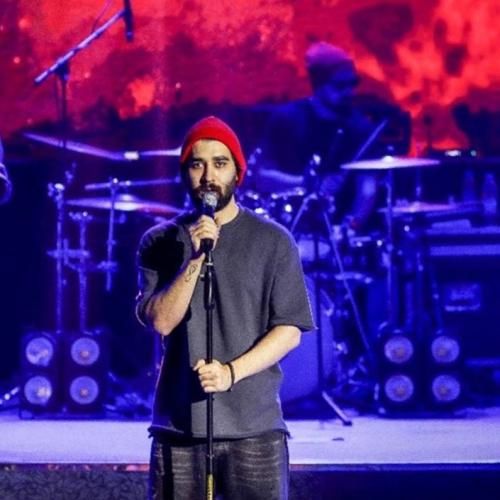 علی یاسینی ﺗﻮ ﭼﻤﺪوﻧﺖ یه دوﻧﻪ ﻧﺎﻣﻪ ﮔﺬاﺷﺘﻢ رﺳﻴﺪی ﻫﺮ وﻗﺖ ﺑﺨﻮﻧﺶ