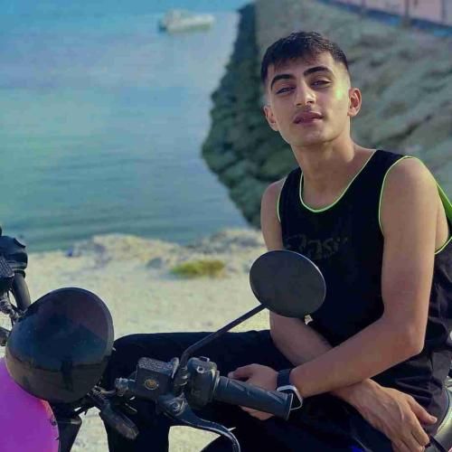 دانلود آهنگ سر و سرم نه نن و خدا کمه کاری با صدای مهدی مولاد