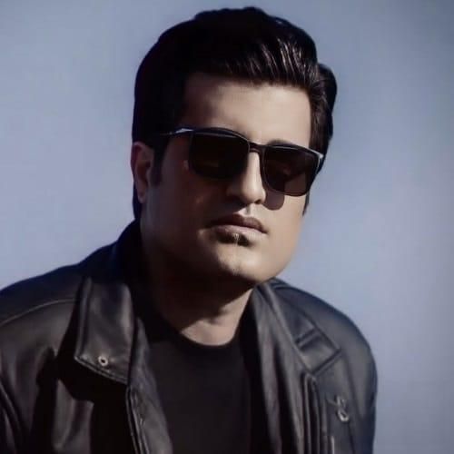 محسن لرستانی توی سرم هوات شده