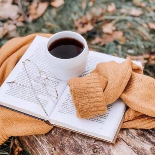 بی‌ قرارم بی‌ قرارم توی این دنیا فقط من تو رو دارم