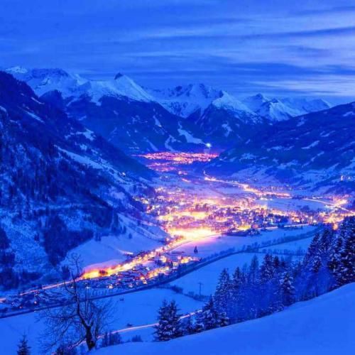 خیابونا تاریکه من یه روح شبگرد پر دود جلوم