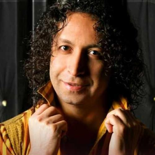 والایار پدر محراب امن عشق چشمات پدر دریای پاک شوق دستات