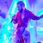 بمون تا ابد بمون کنارم نرو مگه جز تو کیو دارم سامی بیگی بمون تا ابد بمون کنارم نرو مگه جز تو کیو دارم سامی بیگی